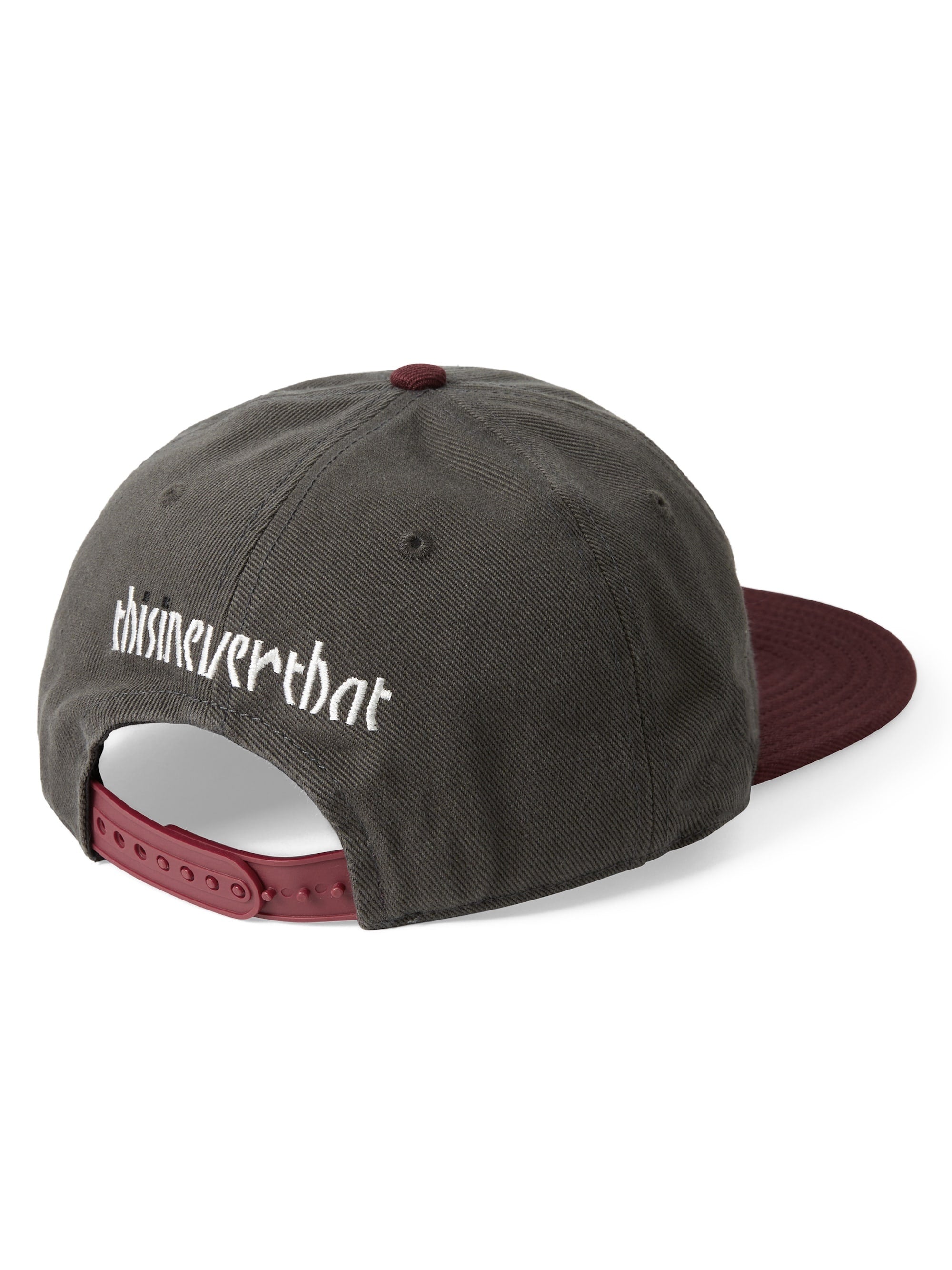 09 Snapback Cap