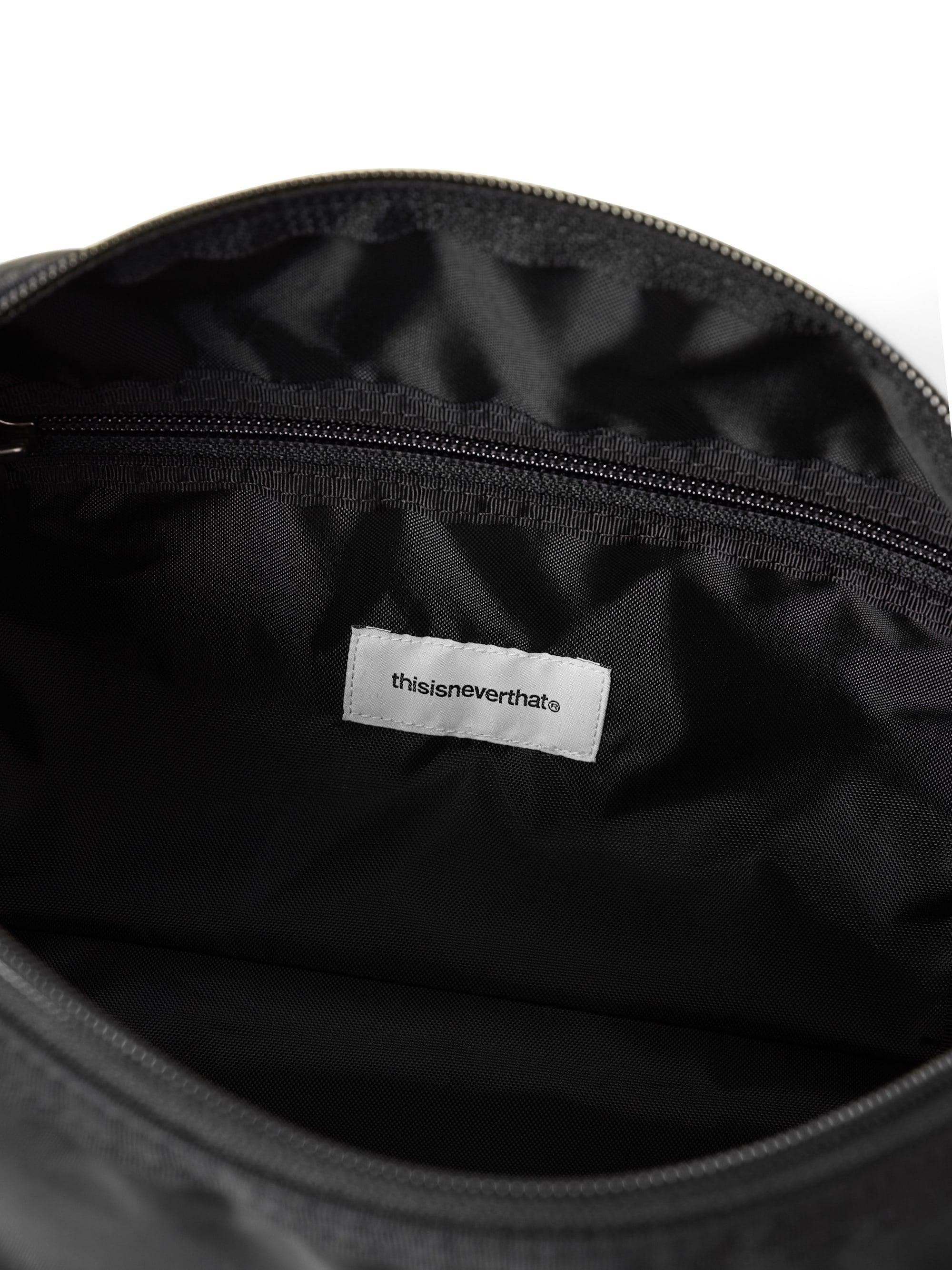 Light Duffle Bag (M)
